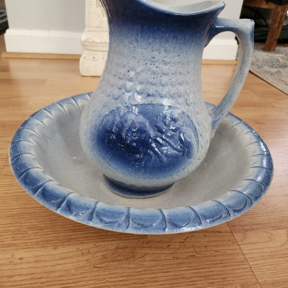 Early 1900's pitcher and basin bath set, AE Hull salt glazed, blue and white - Picture 5 of 7